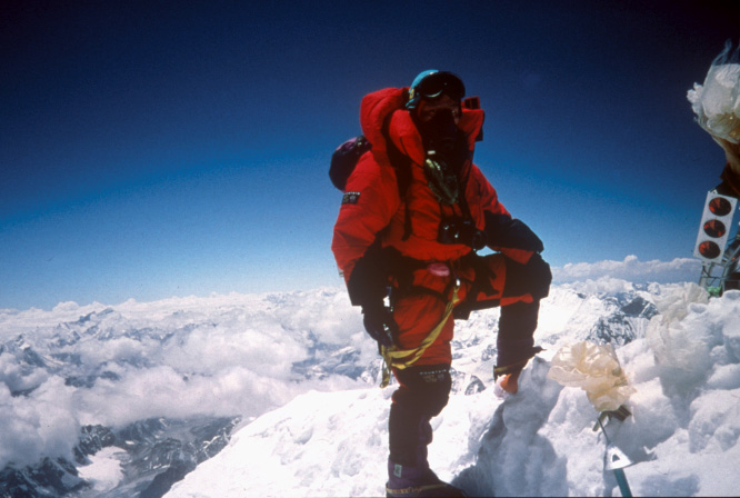 jamling-on-top-of-everest